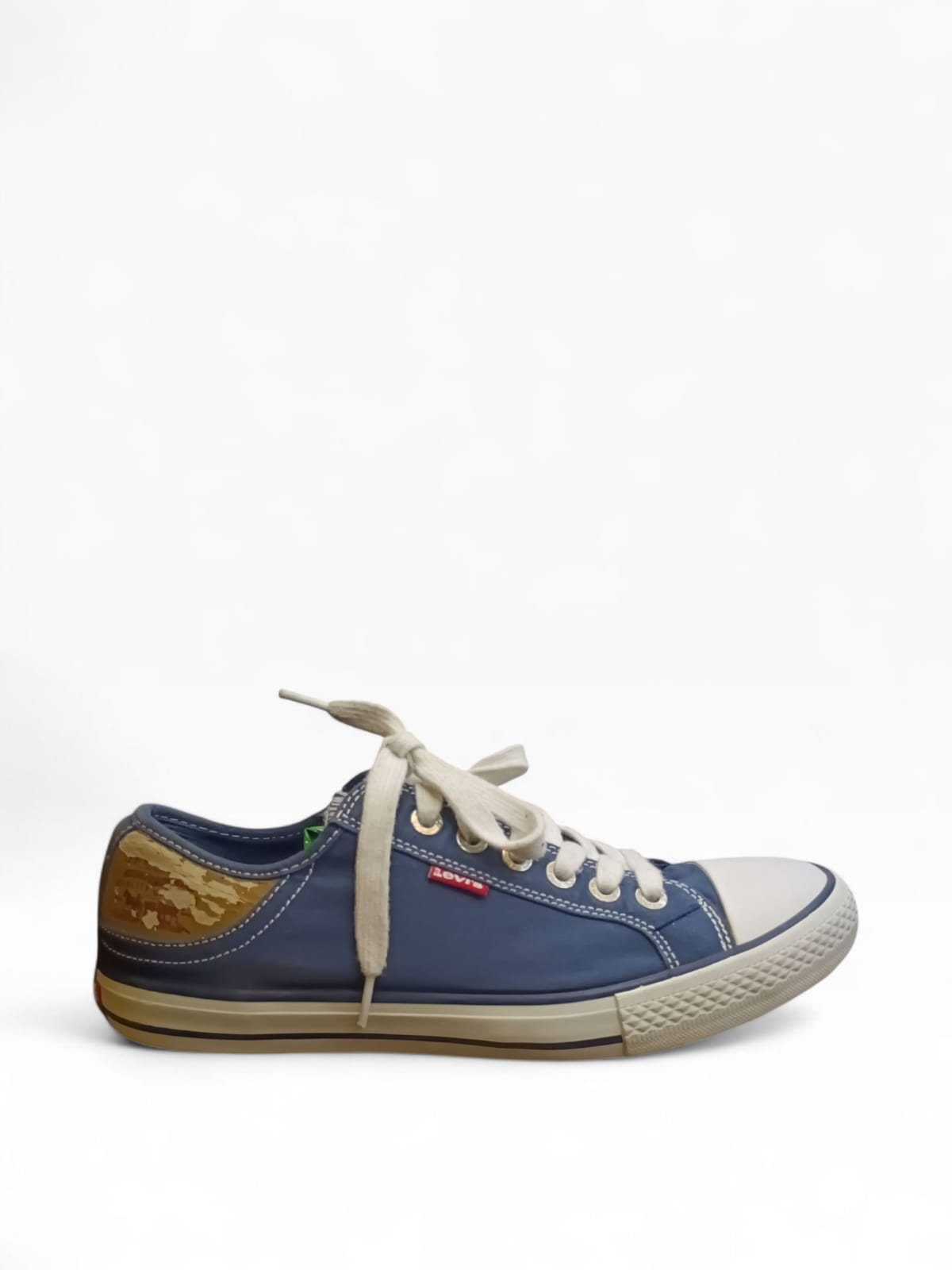 Levis Stanbuck