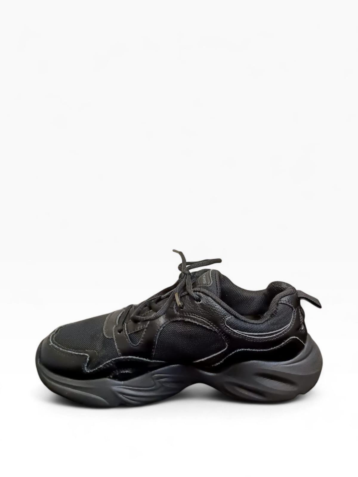 Lace-Up